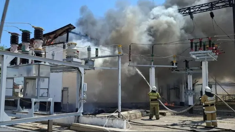 Тараз маңында трансформаторлық қосалқы станциядағы өрт сөндірілді фото на taspanews.kz от 11 июля 2024 12:48